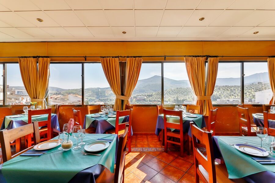 Hostal Alfonso XI Guadalupe  Buitenkant foto